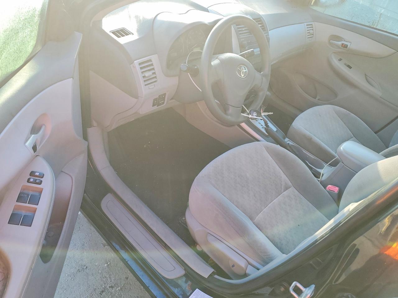 2009 TOYOTA COROLLA