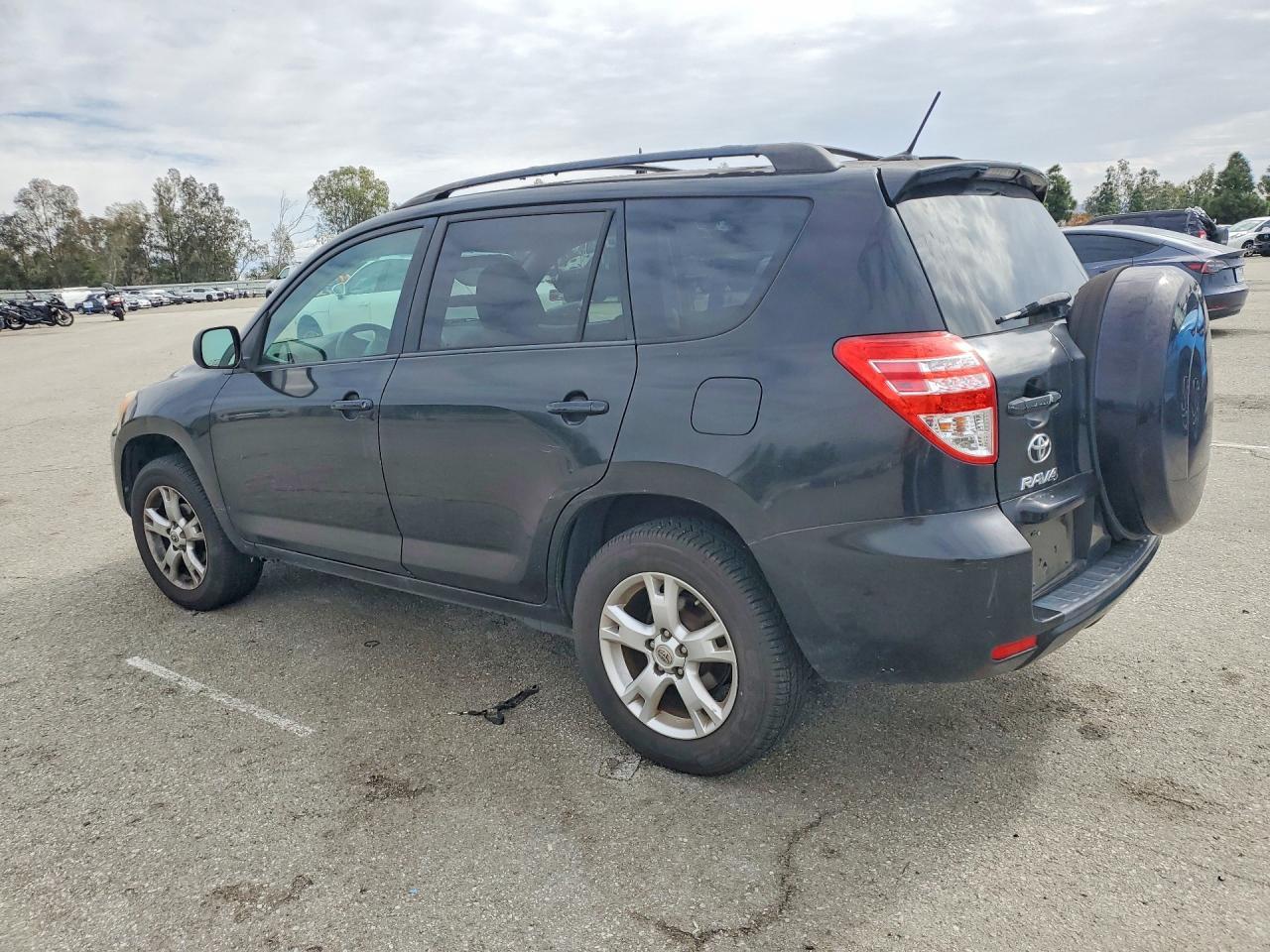 2011 TOYOTA RAV4