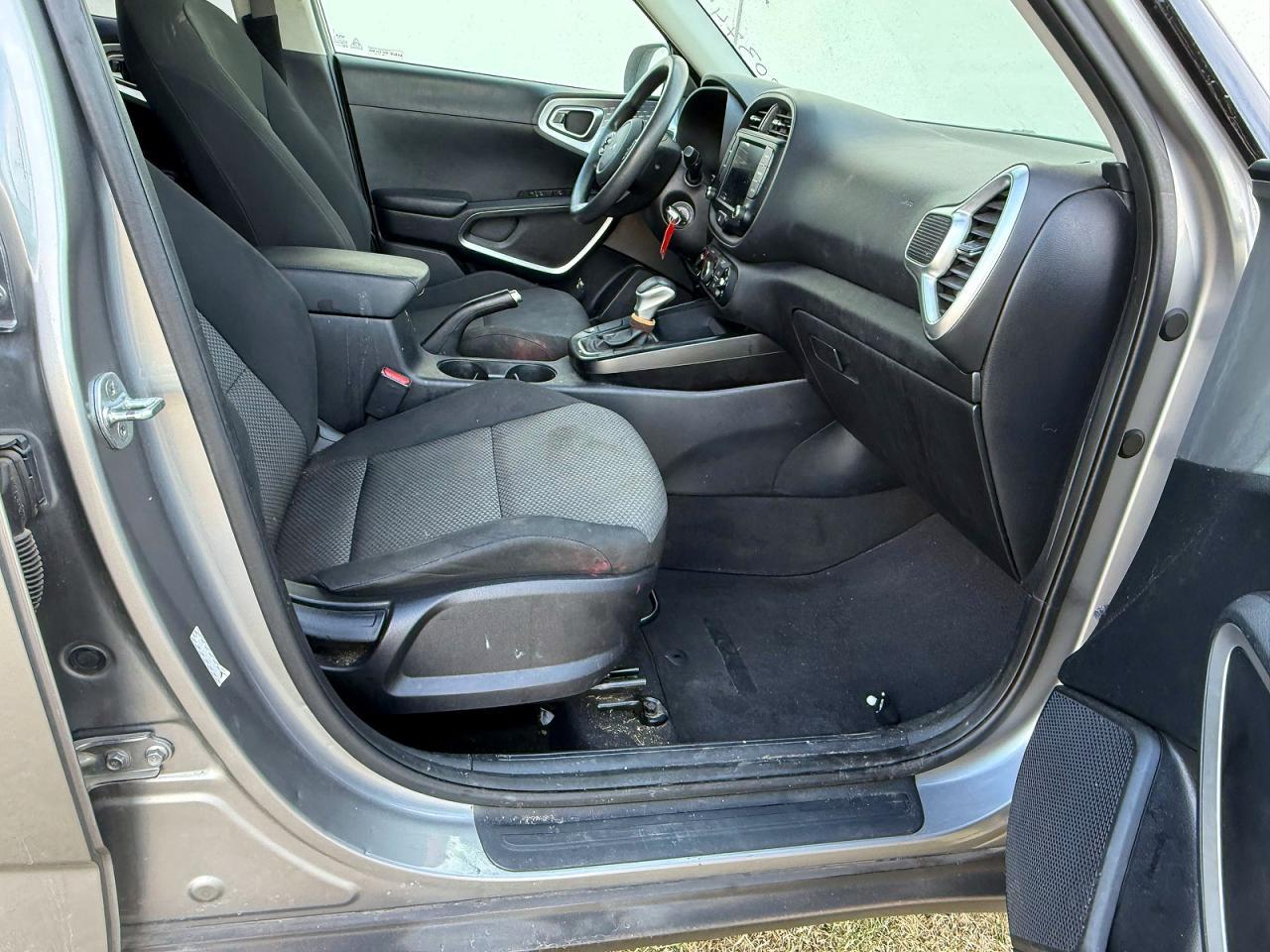 2022 KIA SOUL