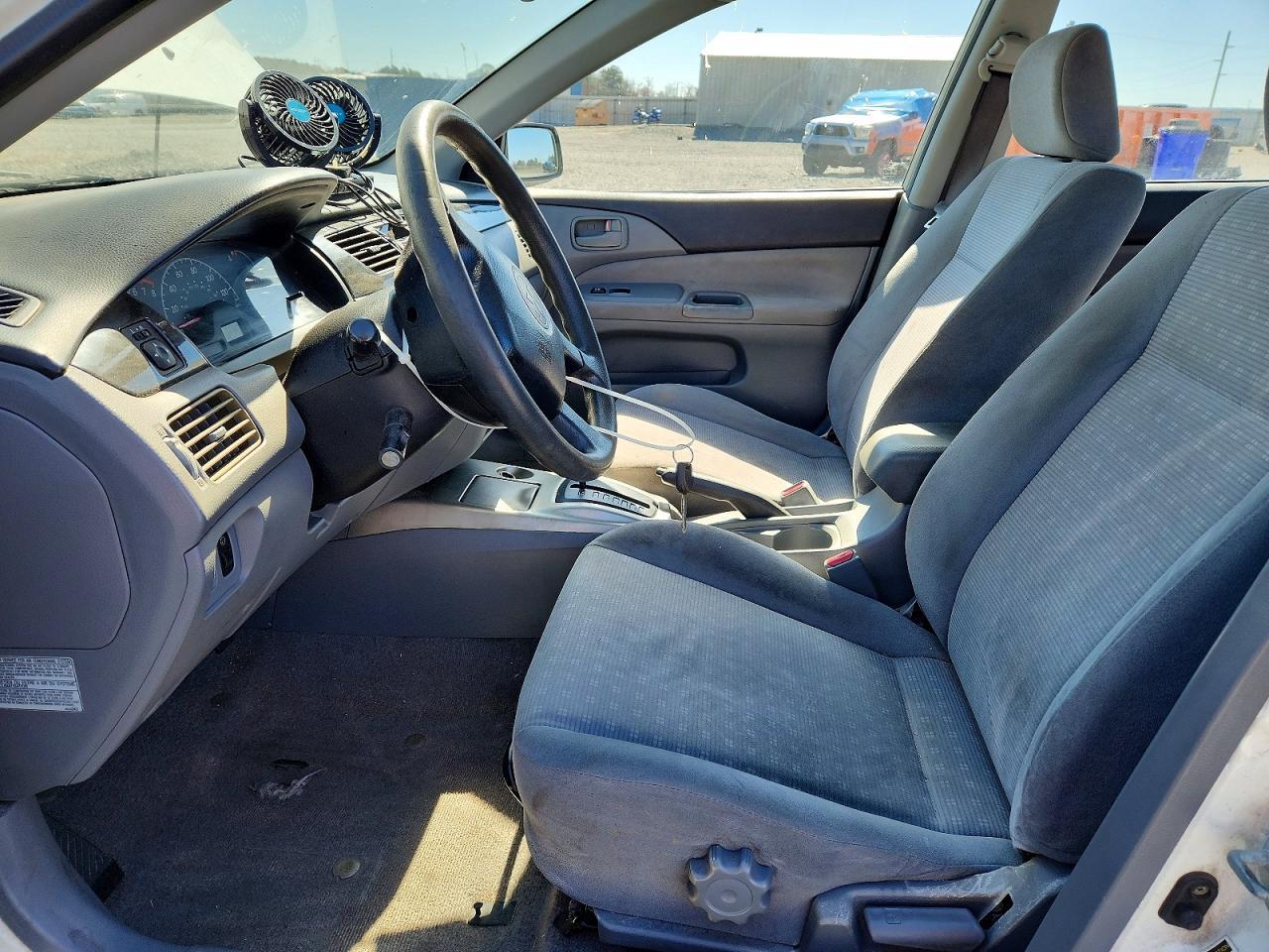 2004 MITSUBISHI LANCER