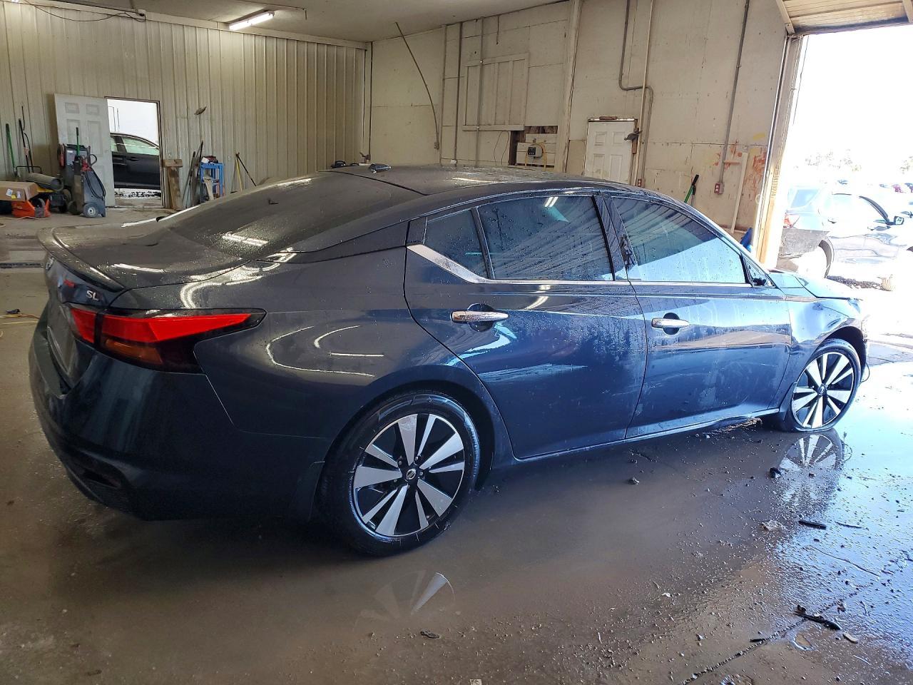 2019 NISSAN ALTIMA