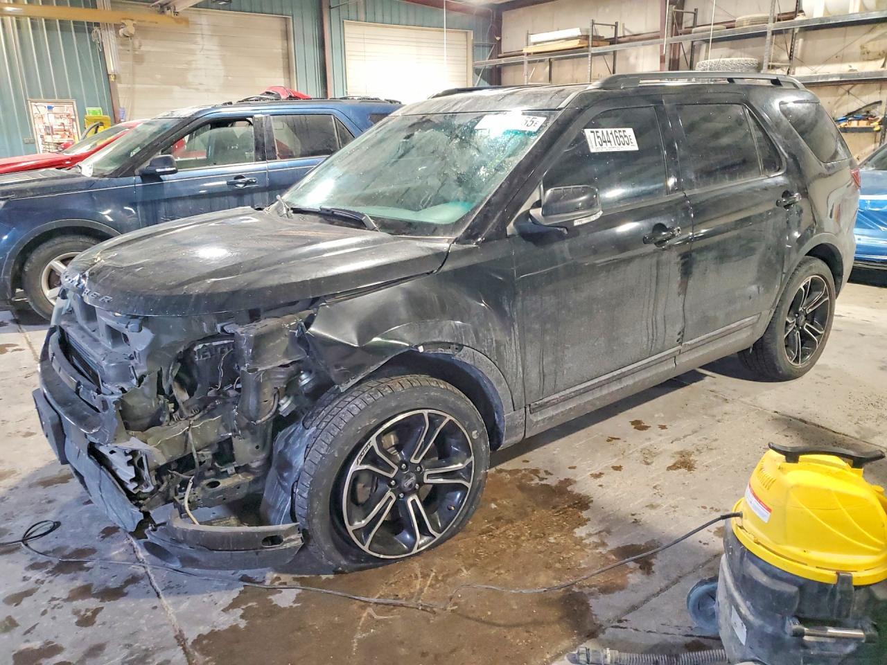2015 FORD Explorer Sport Trac