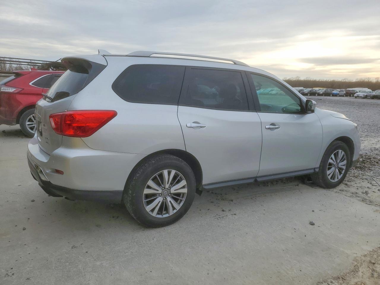 2019 NISSAN PATHFINDER
