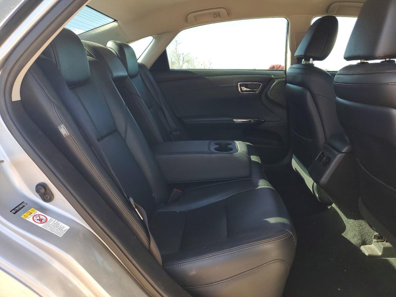 2017 TOYOTA Avalon