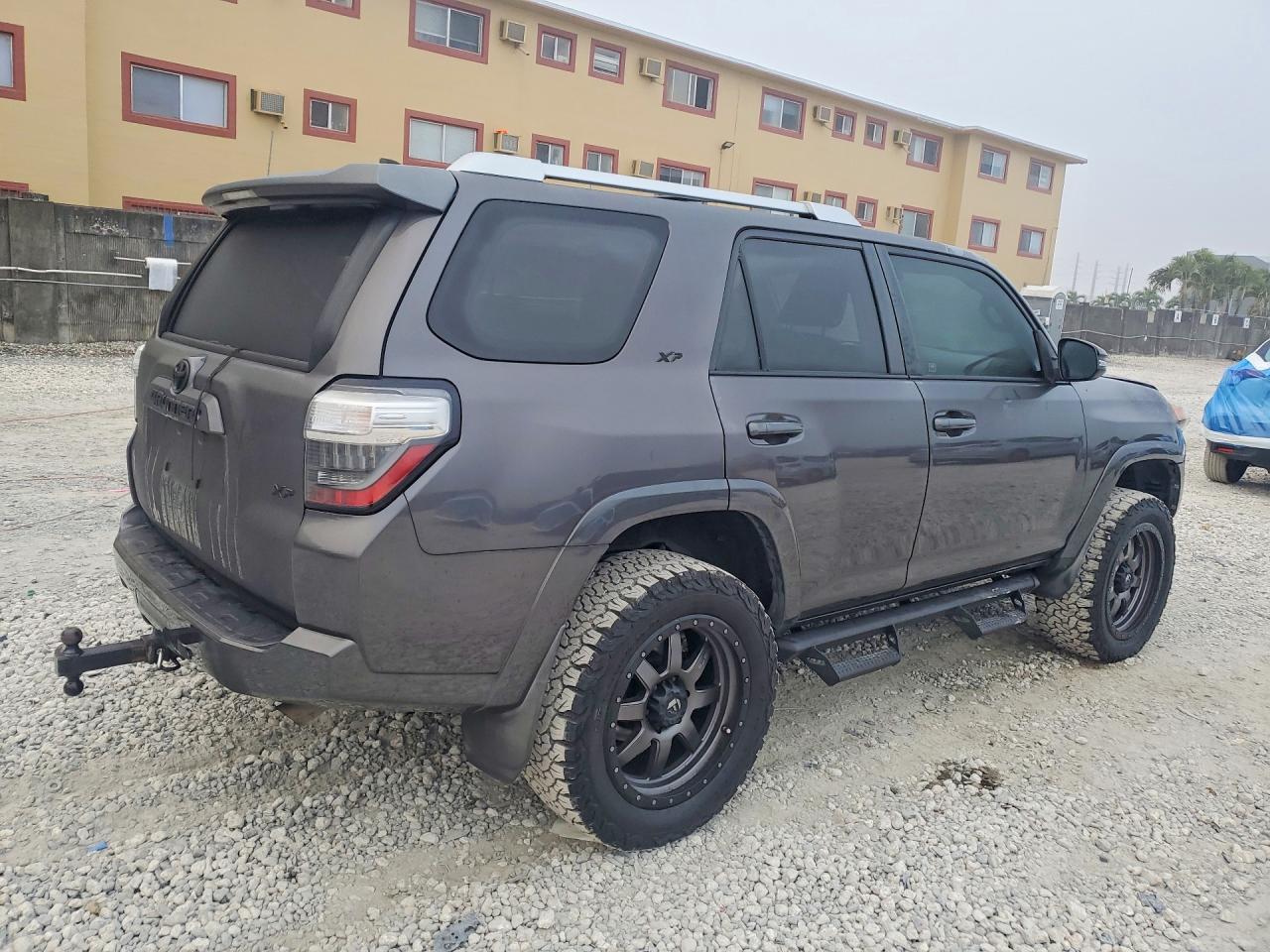 2018 TOYOTA 4Runner