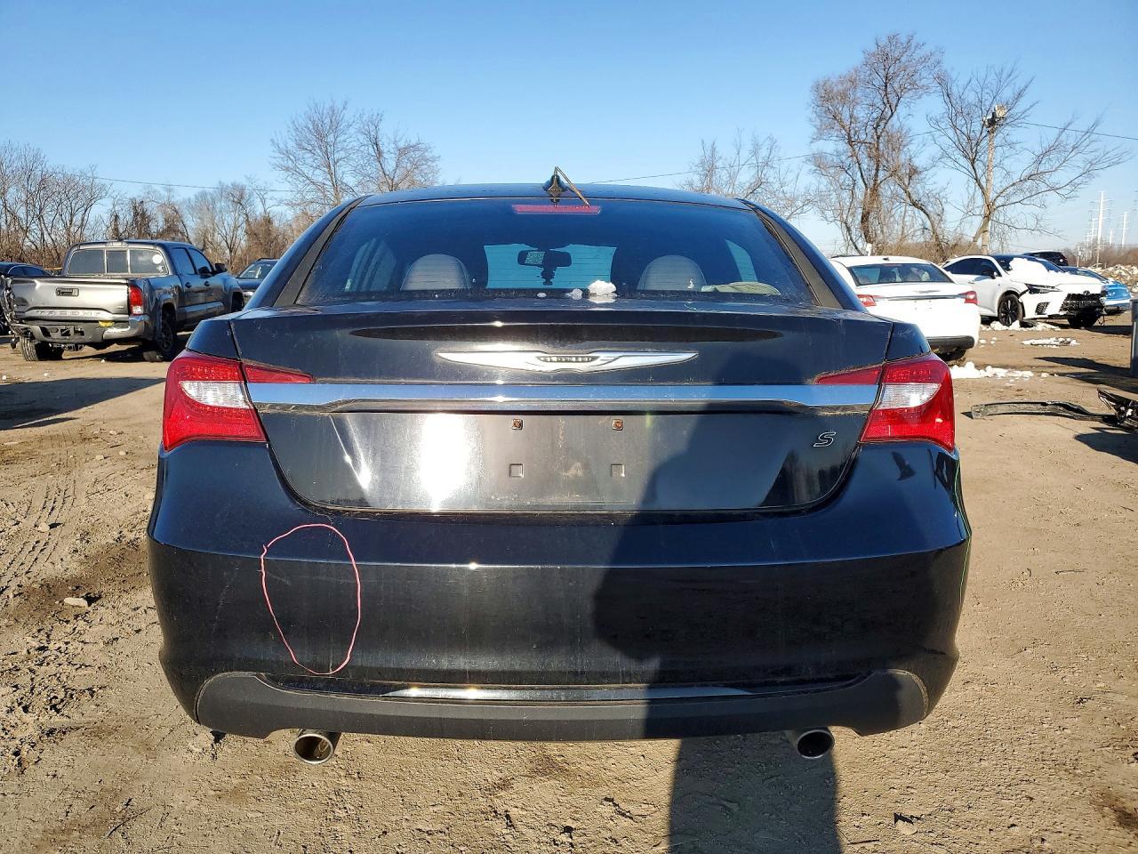 2013 CHRYSLER 200