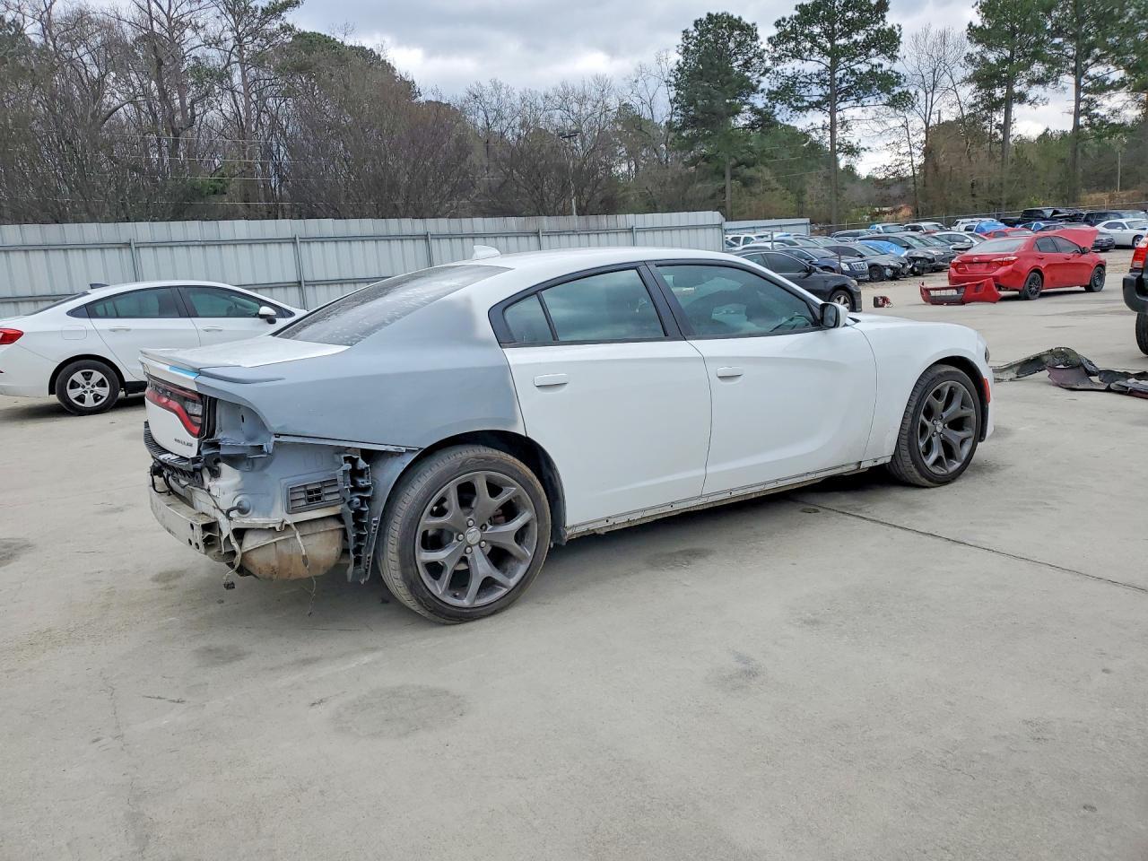 2015 DODGE CHARGER