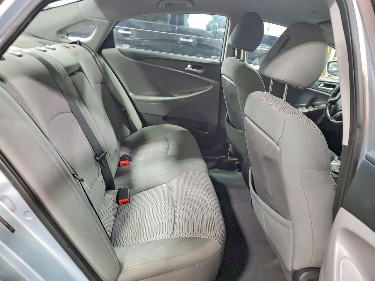 2011 HYUNDAI SONATA