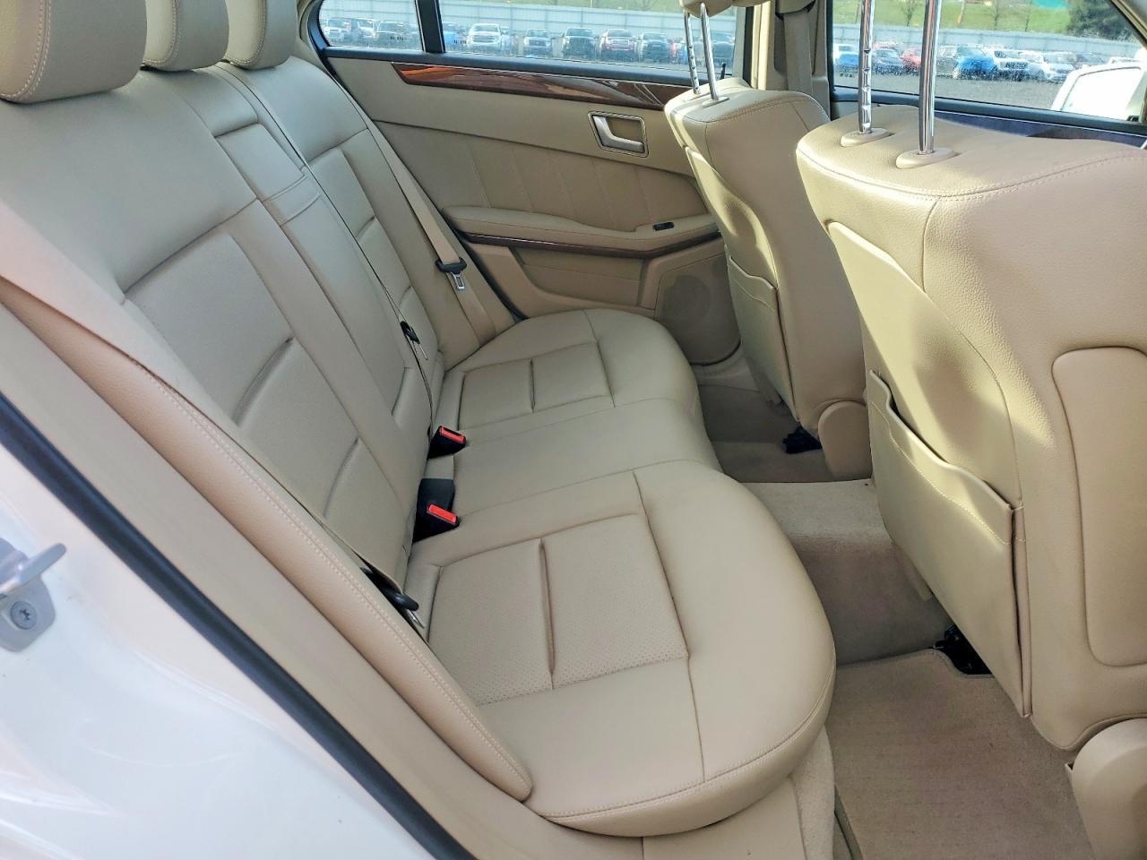 2013 MERCEDES-BENZ E-Class