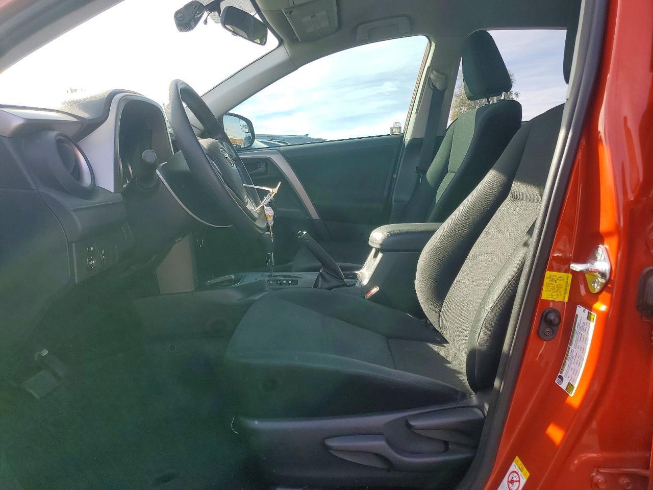 2016 TOYOTA RAV4