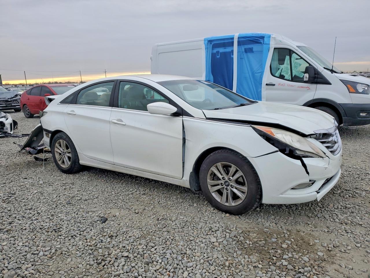 2013 HYUNDAI SONATA