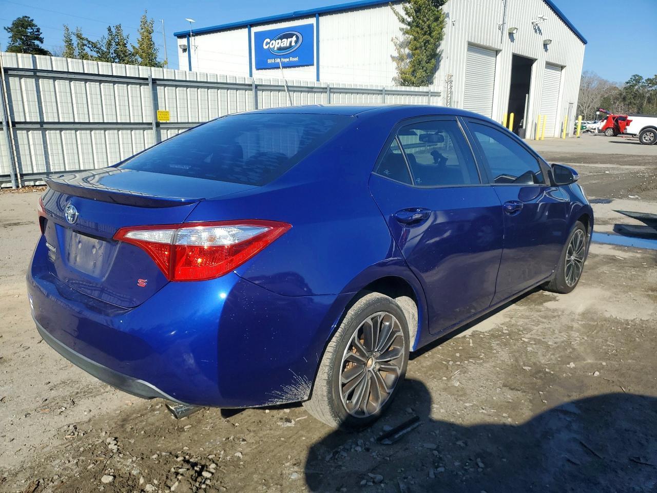 2015 TOYOTA COROLLA