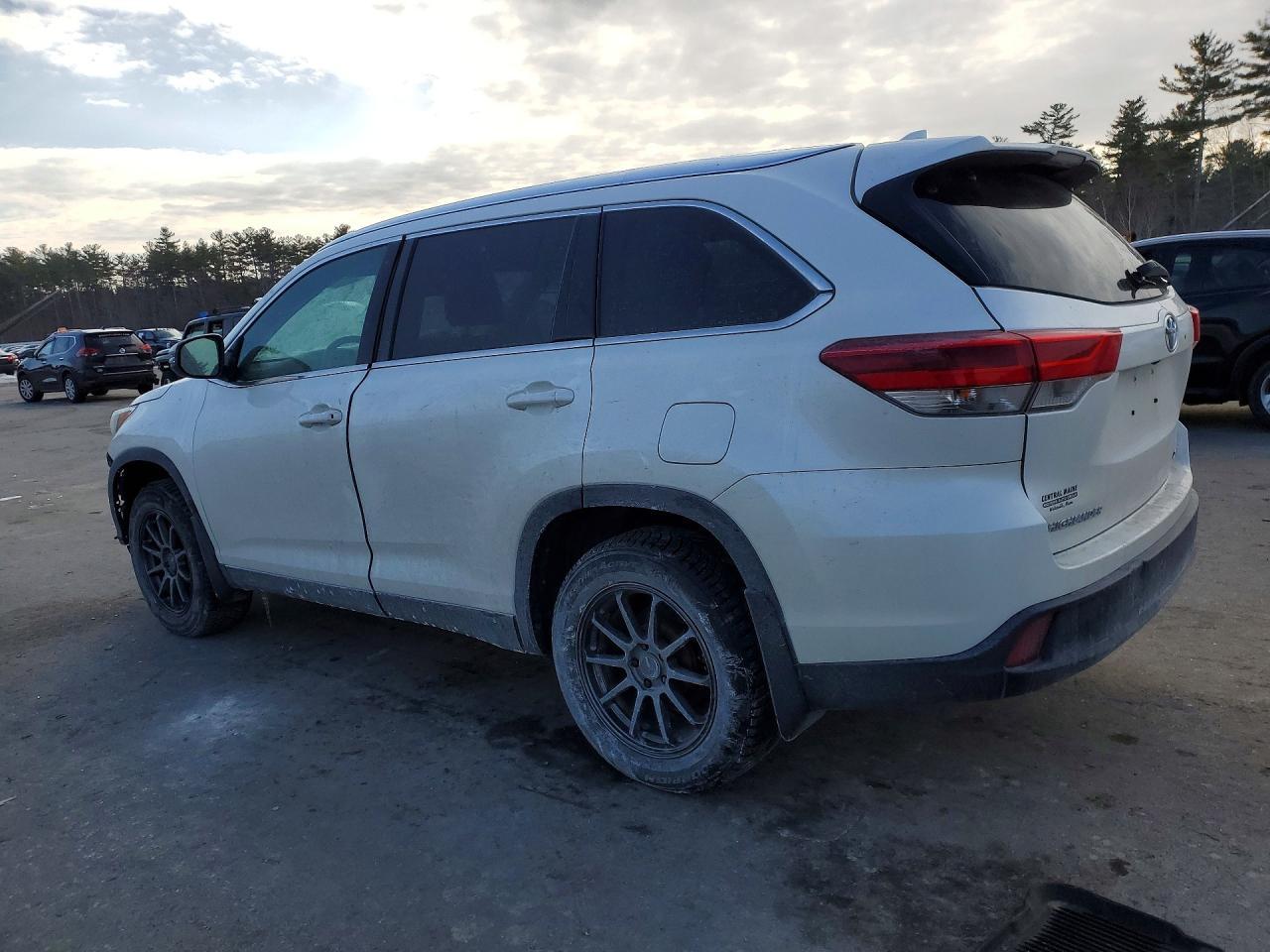2019 TOYOTA HIGHLANDER