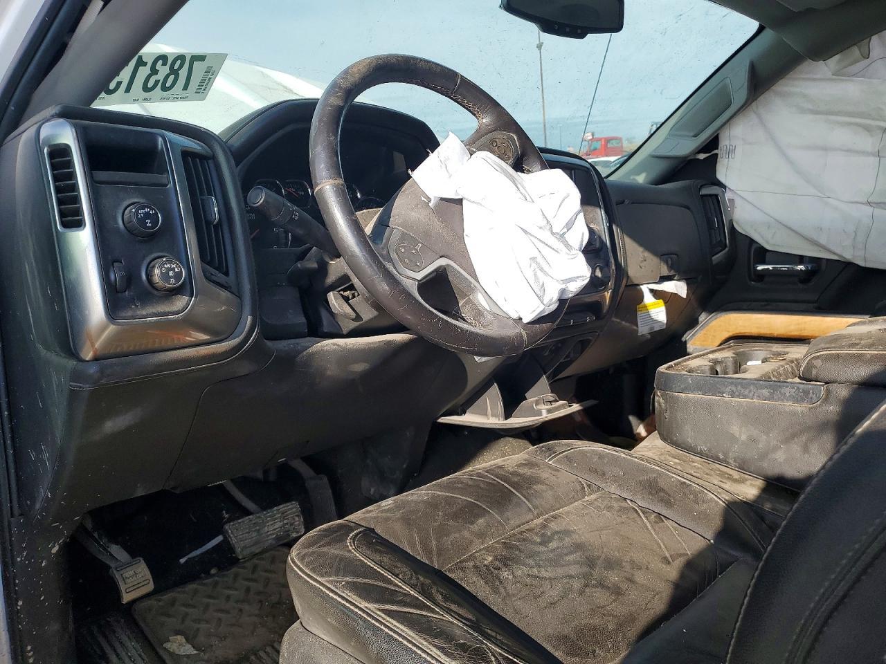 2018 CHEVROLET Silverado