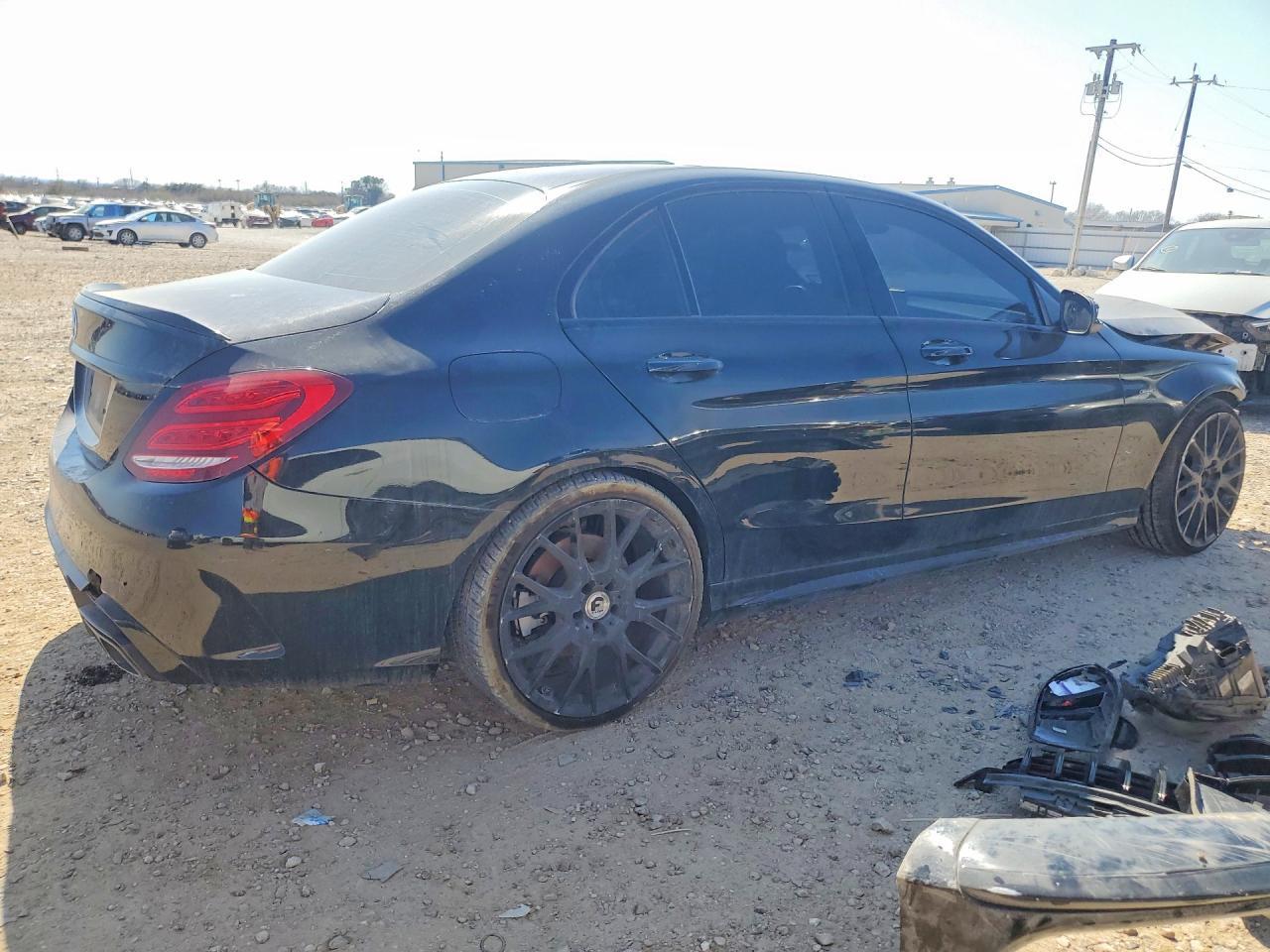 2016 MERCEDES-BENZ C-CLASS