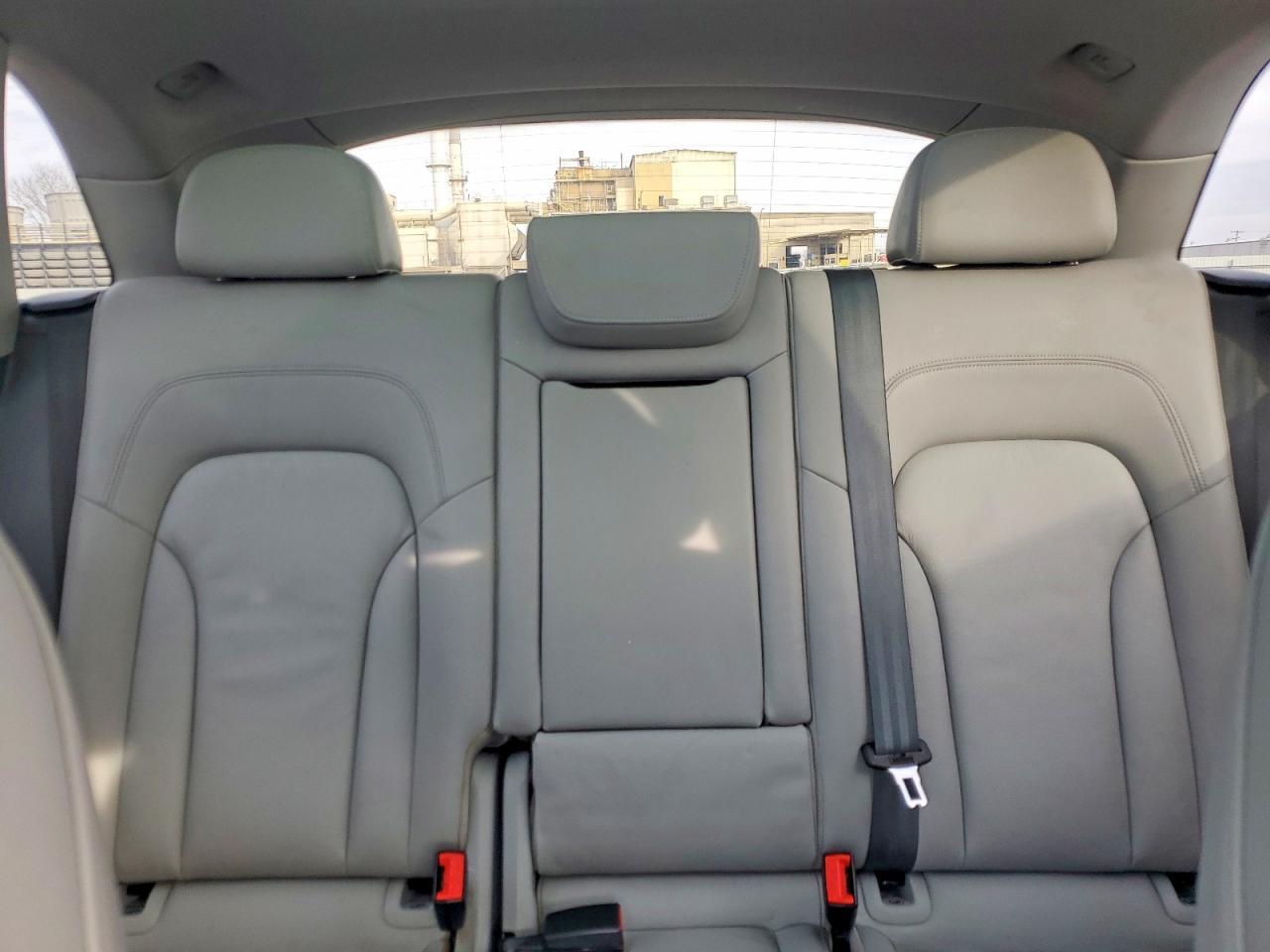 2015 AUDI Q5
