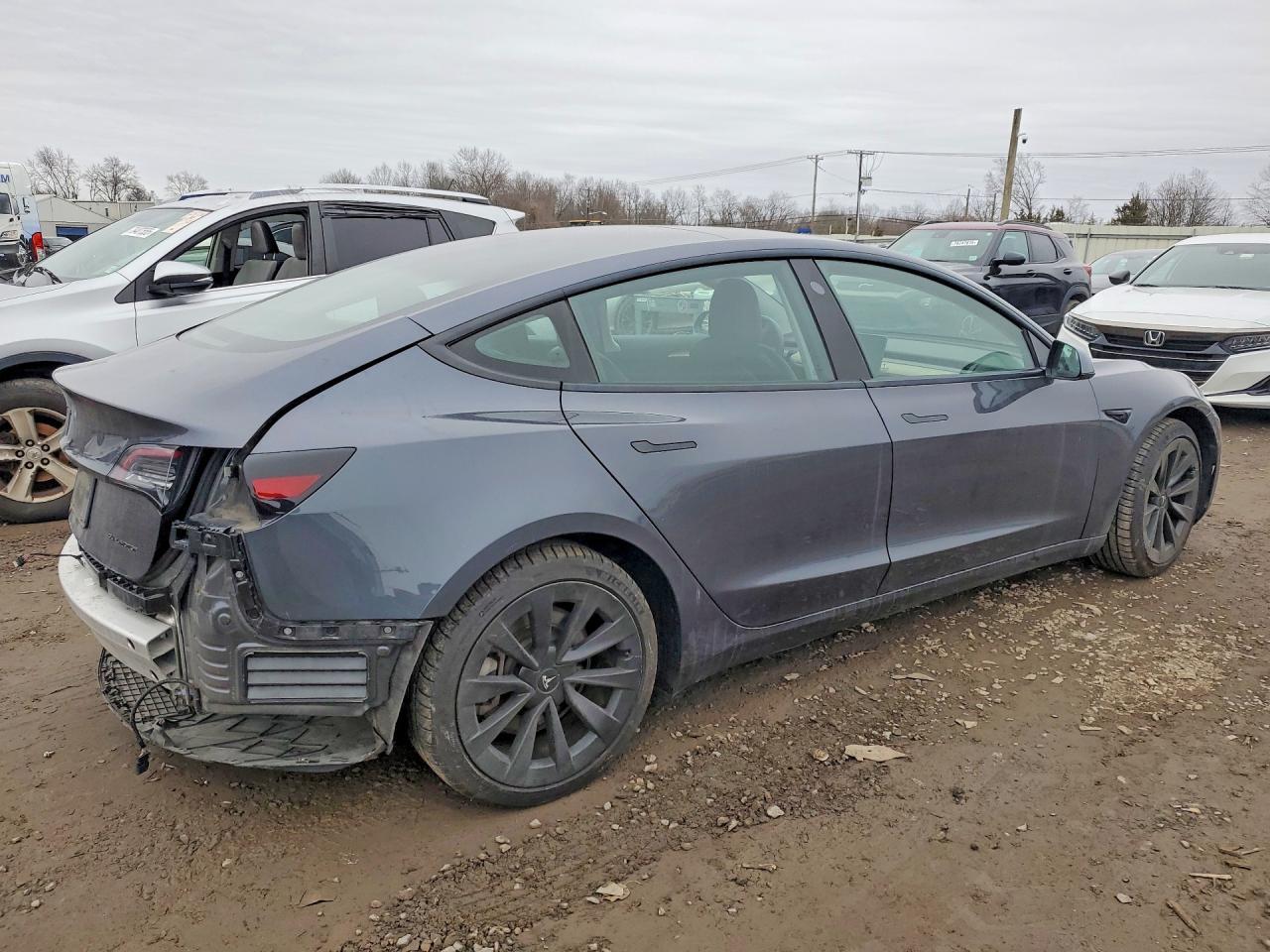 2021 TESLA MODEL 3
