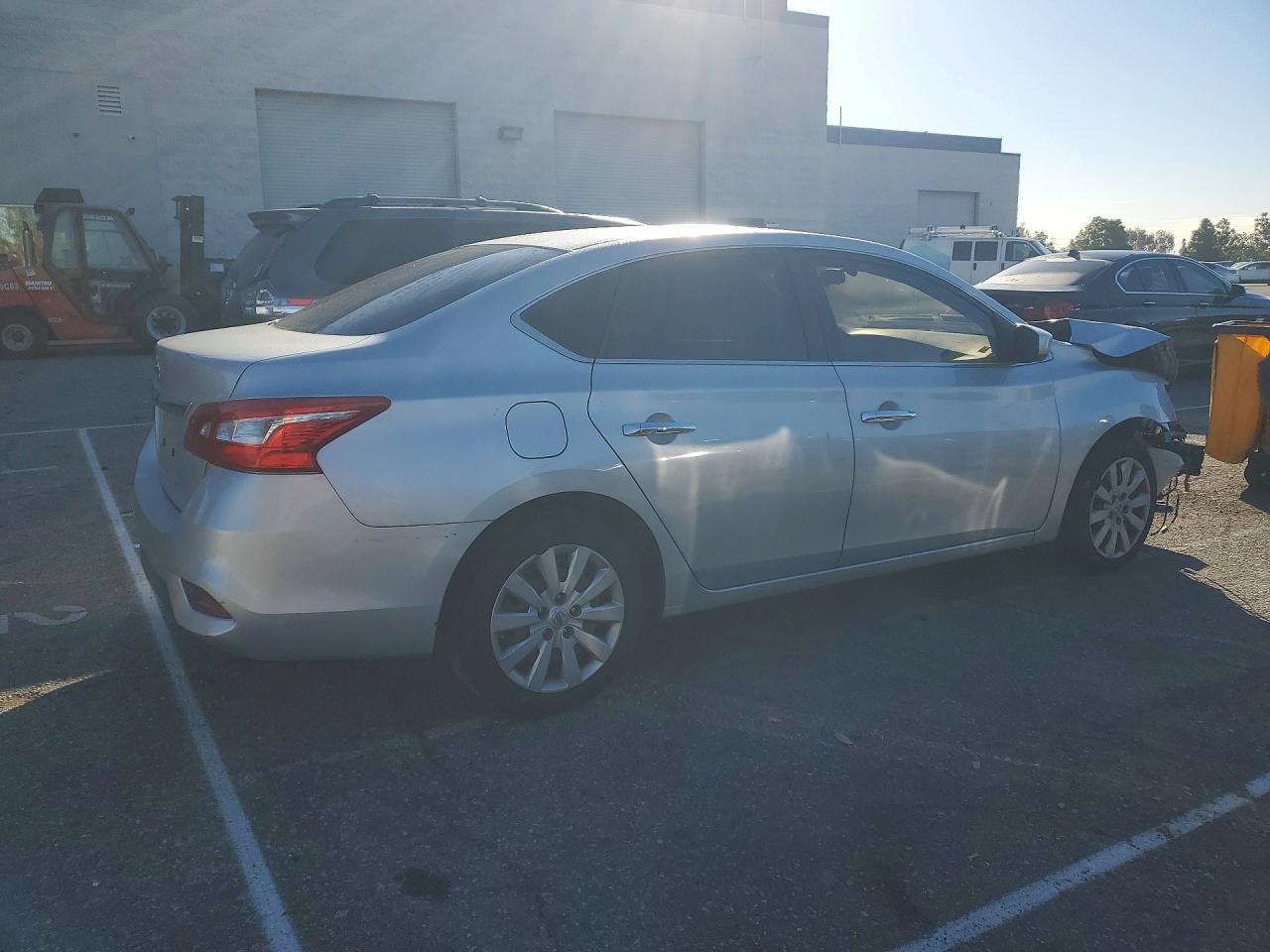2016 NISSAN SENTRA