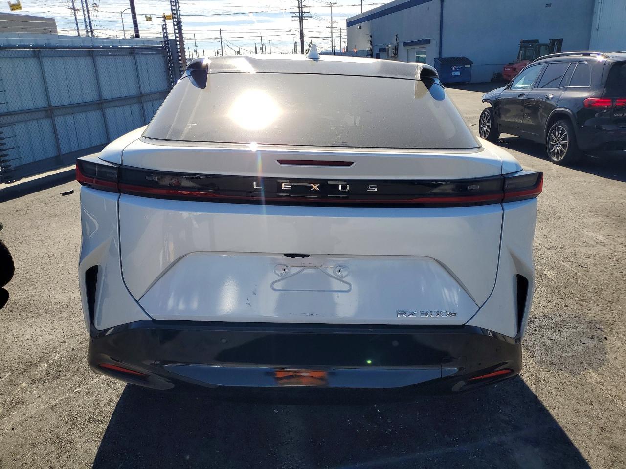 2024 LEXUS Rz 300e