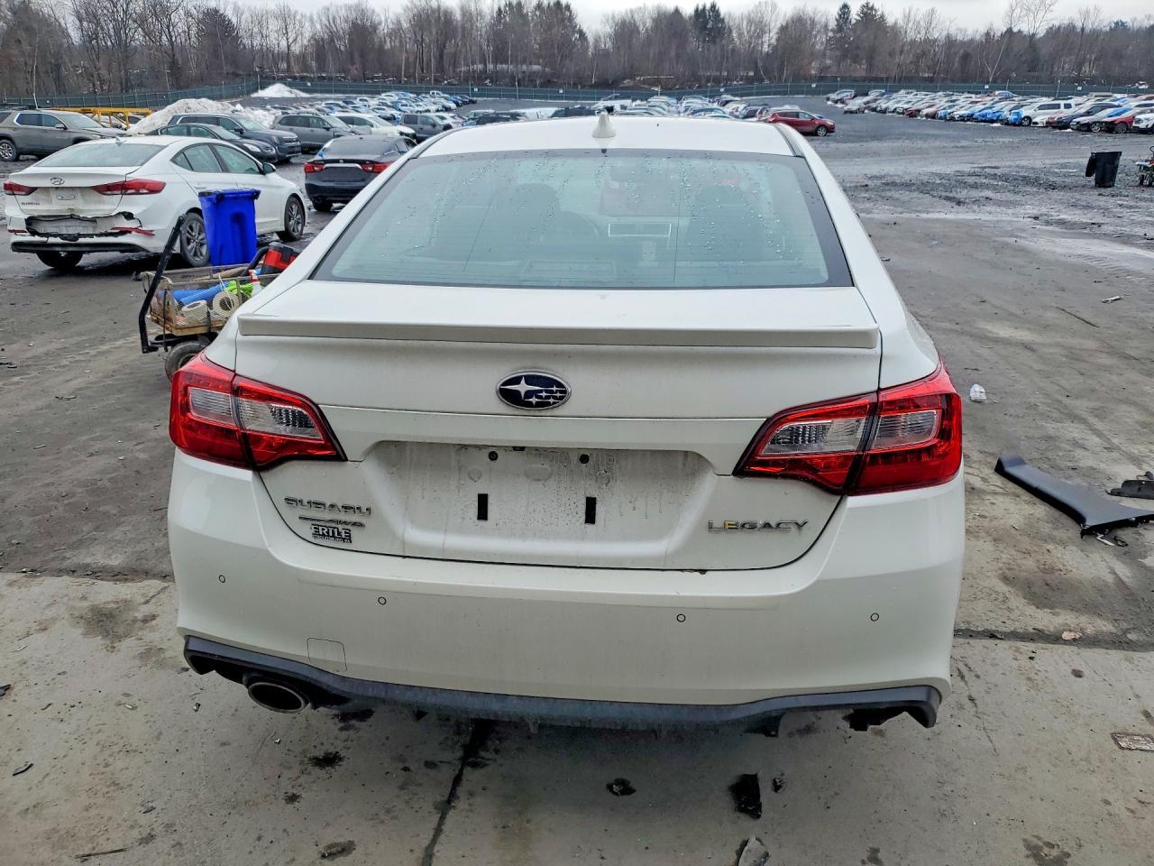 2019 SUBARU Legacy
