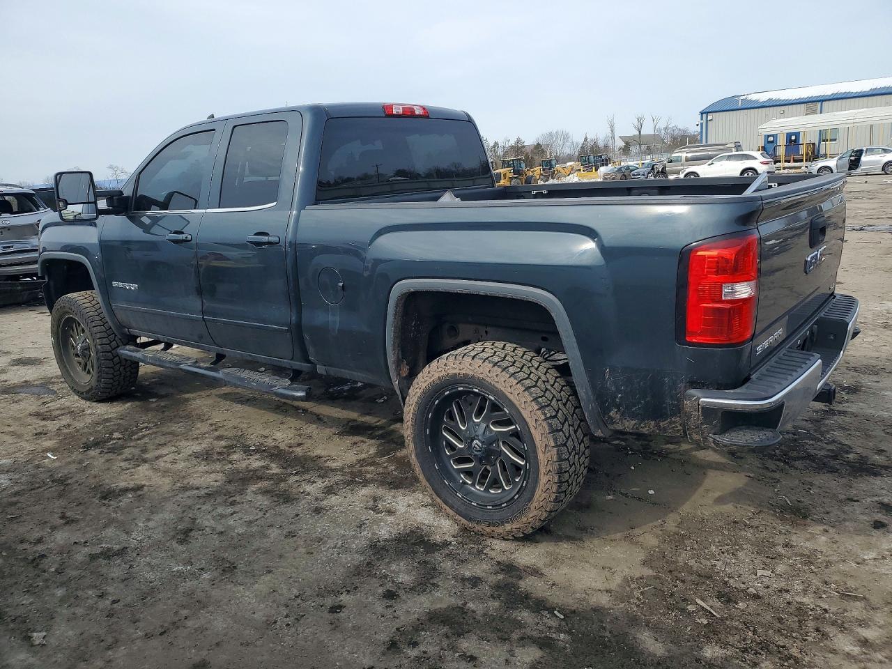 2017 GMC Sierra
