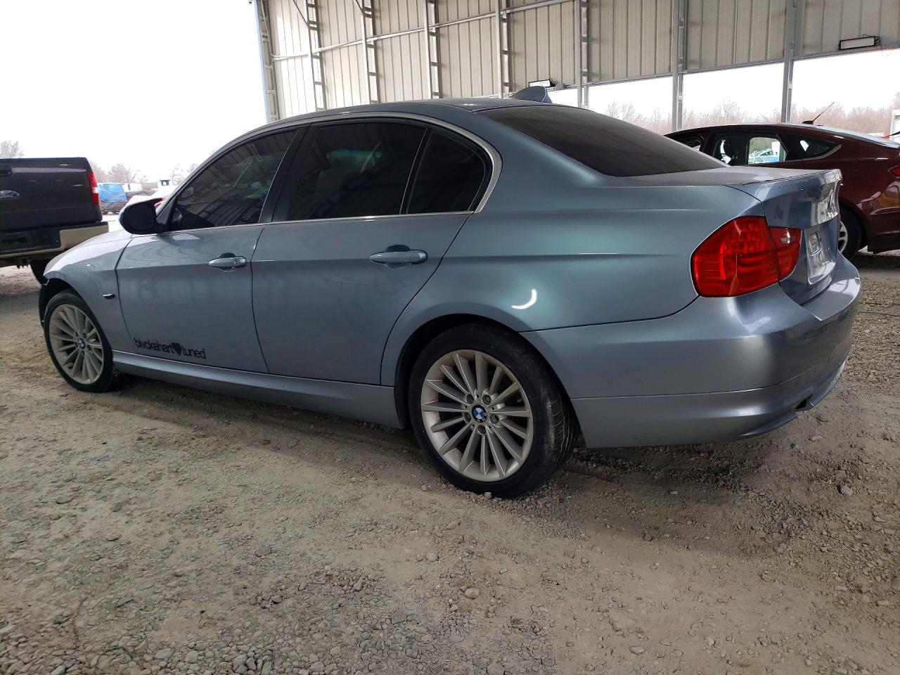 2010 BMW 3 SERIES