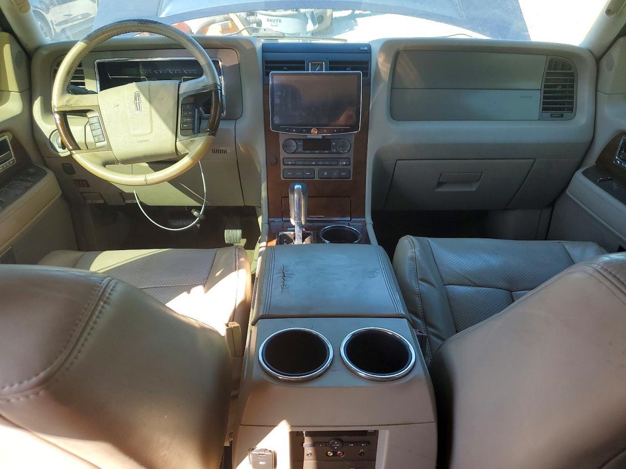 2013 LINCOLN Navigator