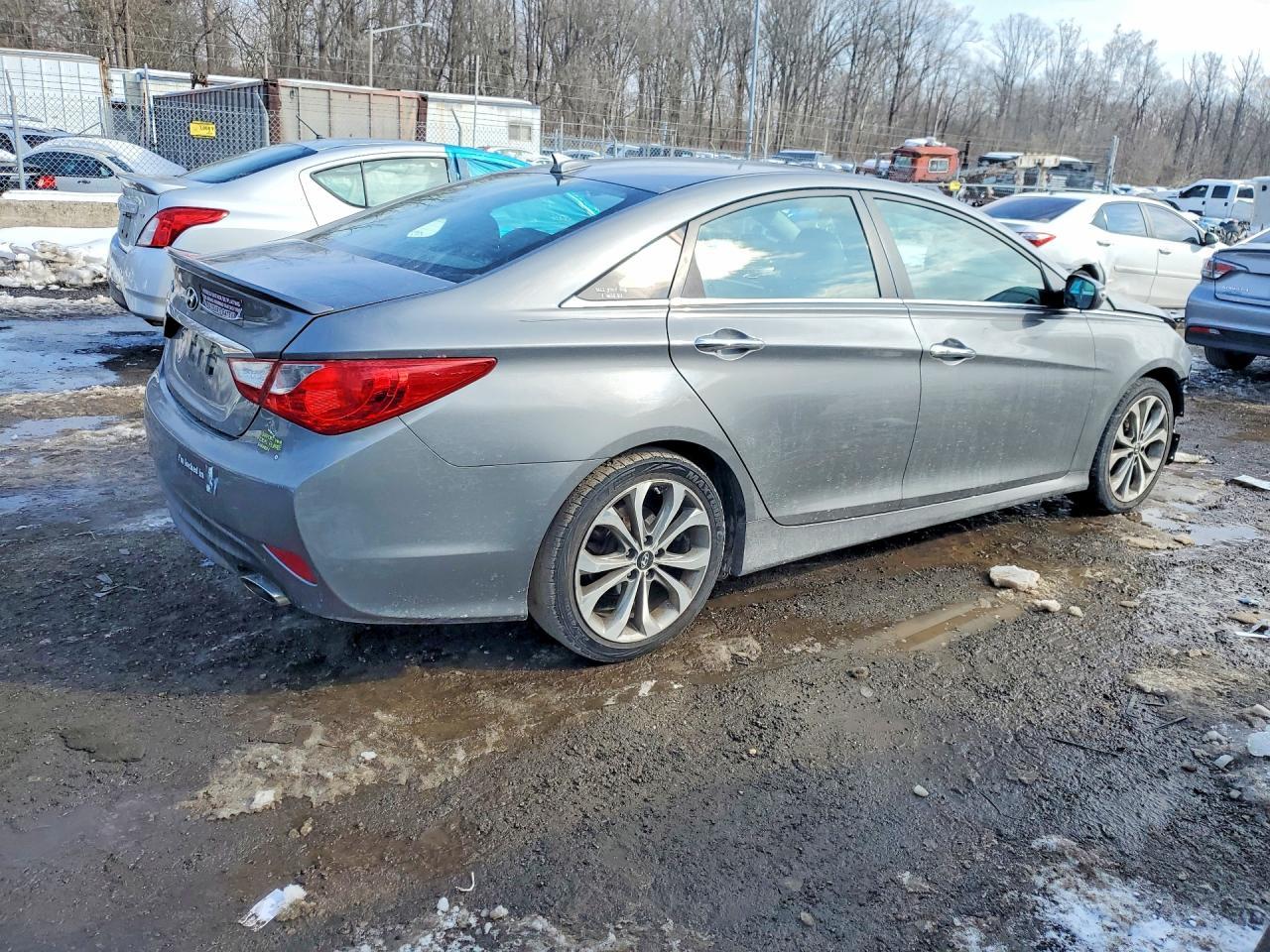 2014 HYUNDAI SONATA
