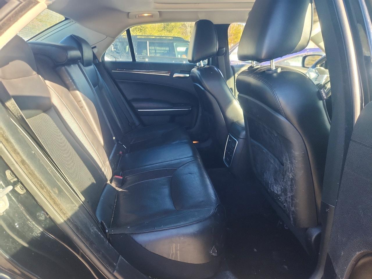 2016 CHRYSLER 300