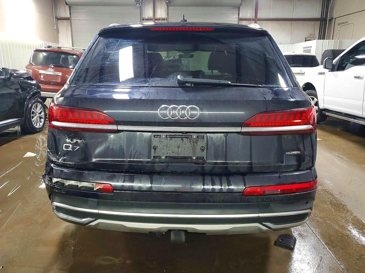 2021 AUDI Q7