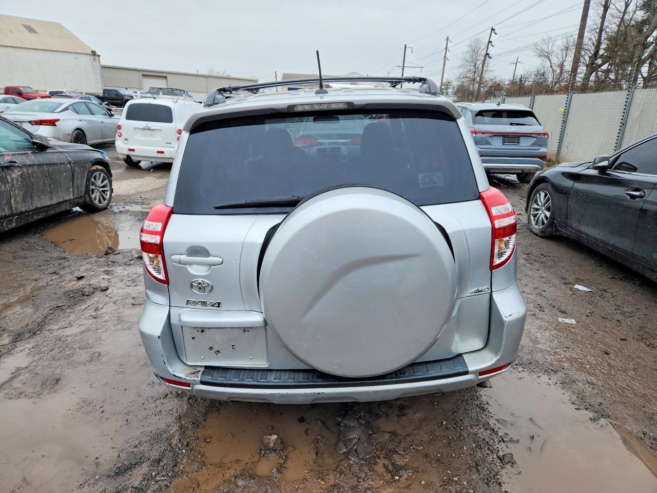 2011 TOYOTA RAV4
