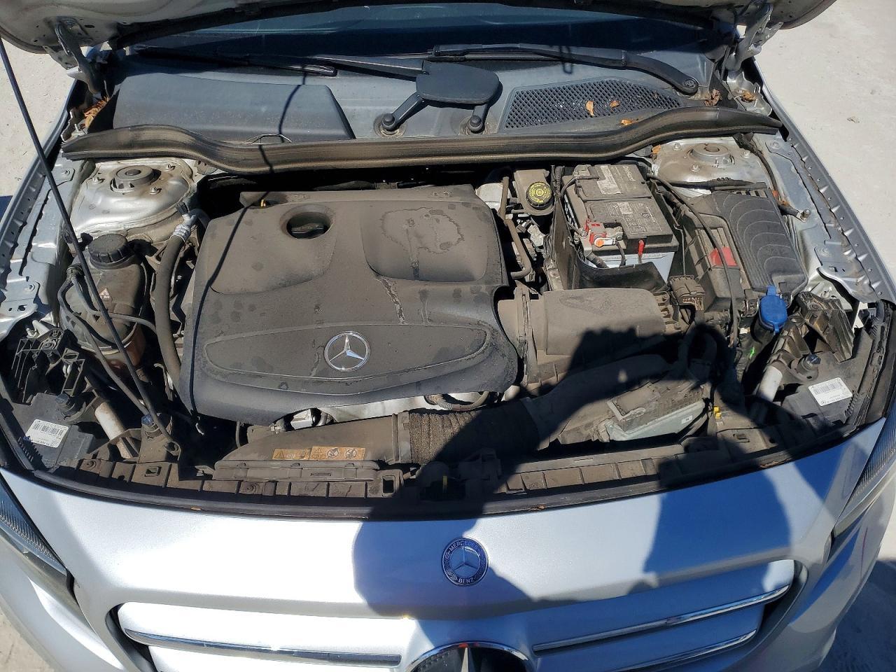 2015 MERCEDES-BENZ GLA-Class