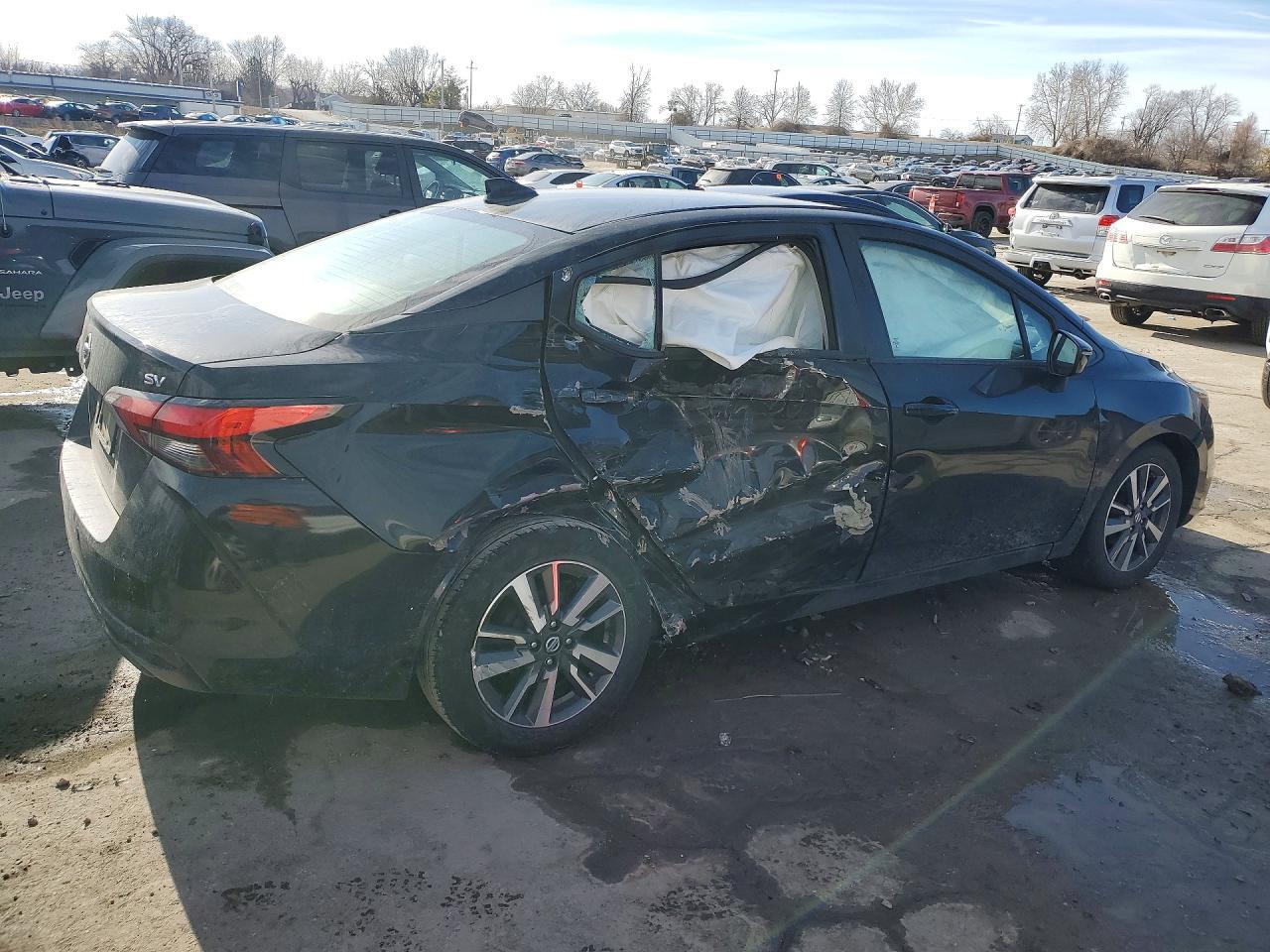 2021 NISSAN VERSA