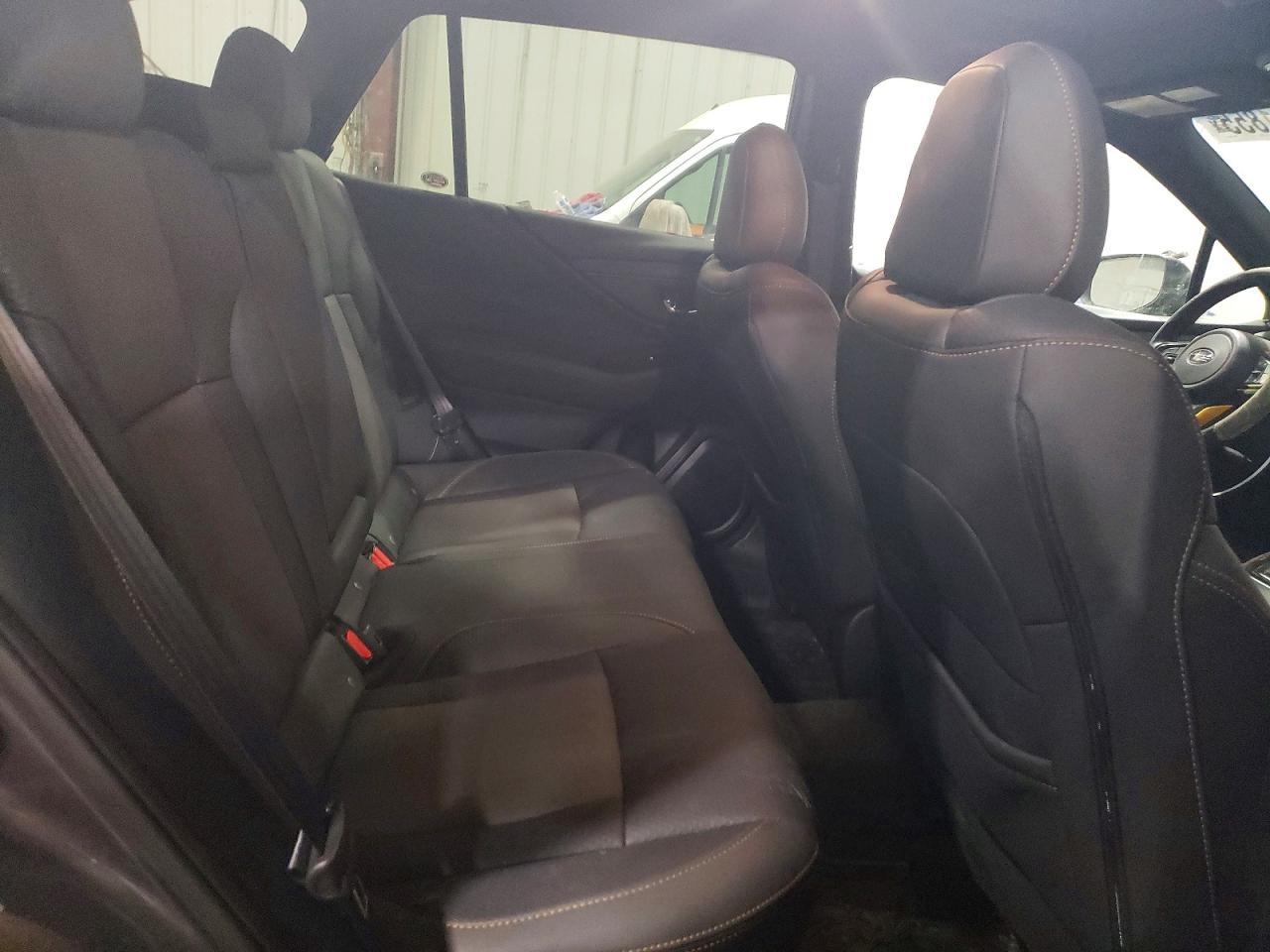 2022 SUBARU Outback