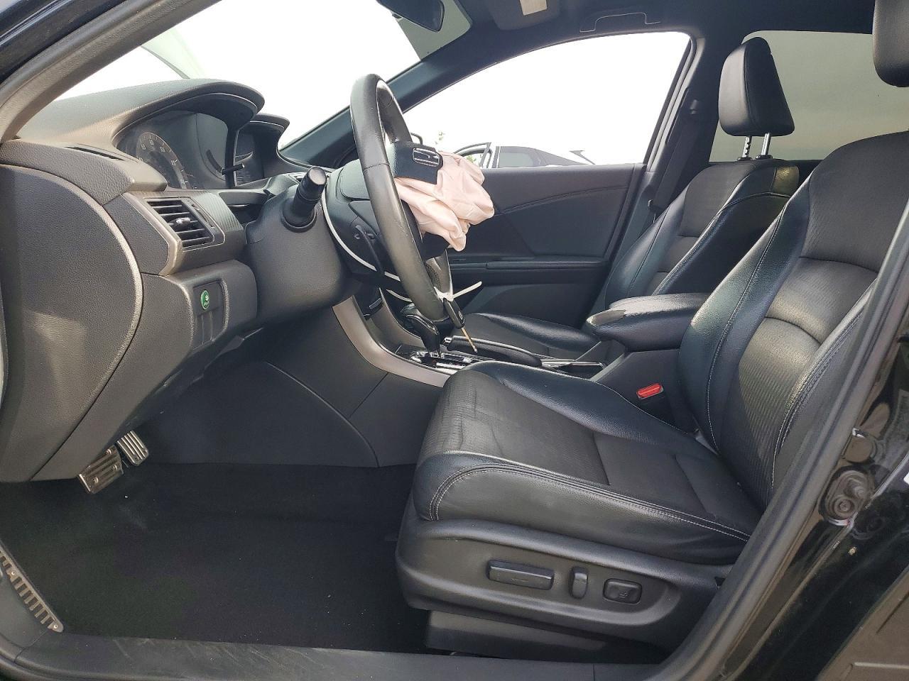 2016 HONDA ACCORD