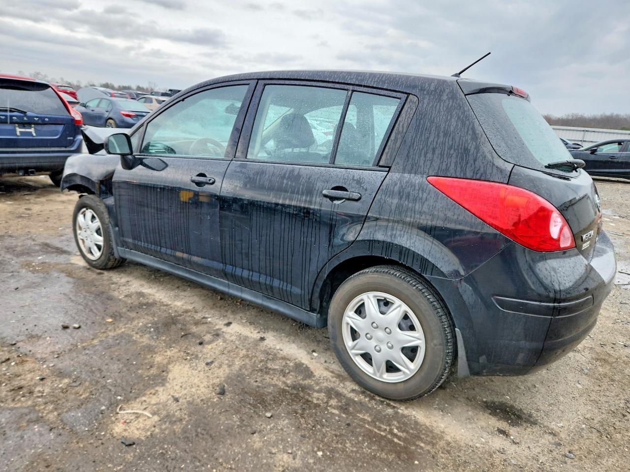 2010 NISSAN VERSA