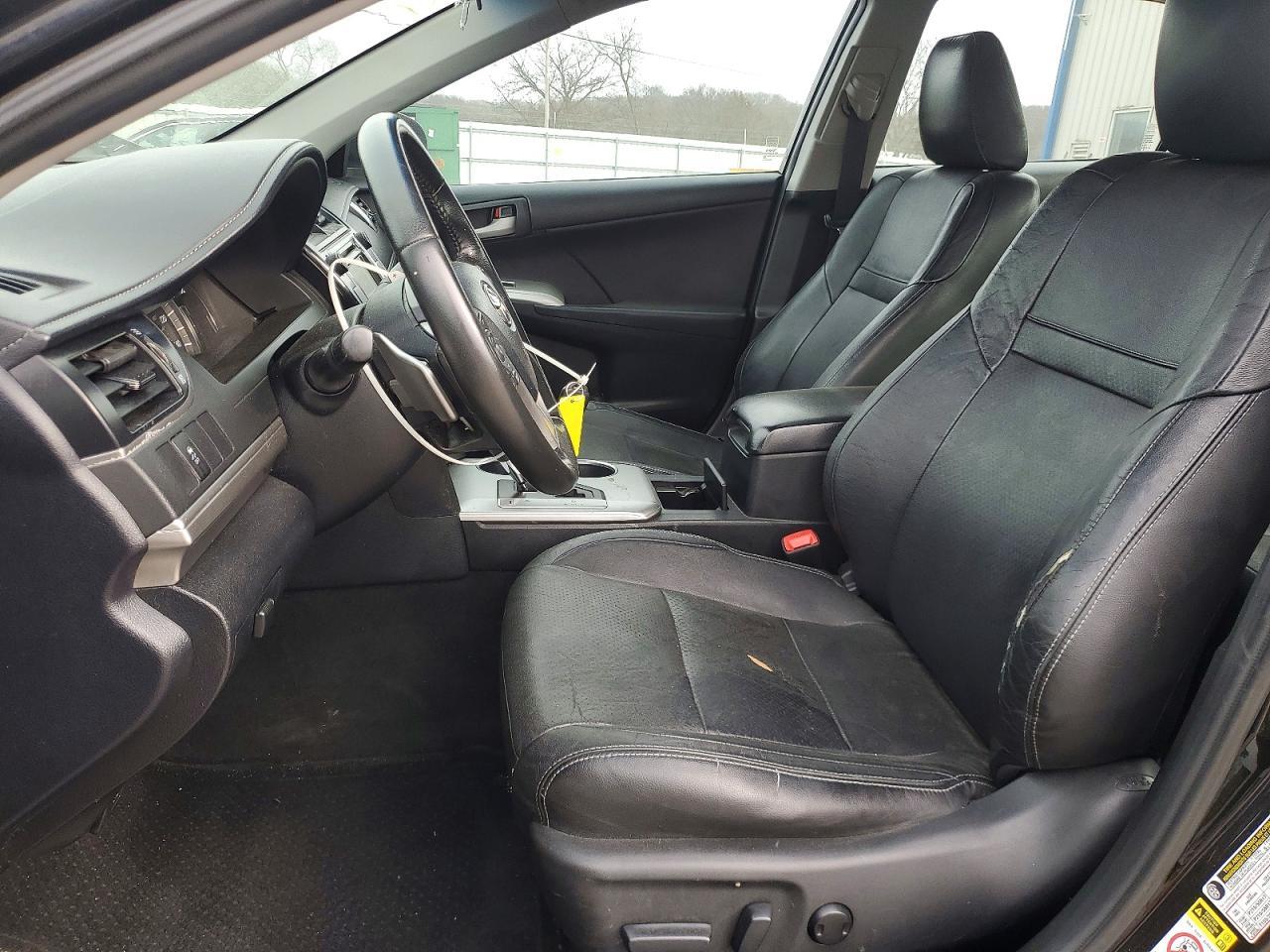 2012 TOYOTA CAMRY