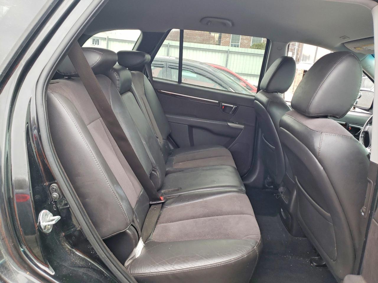 2011 HYUNDAI SANTA FE