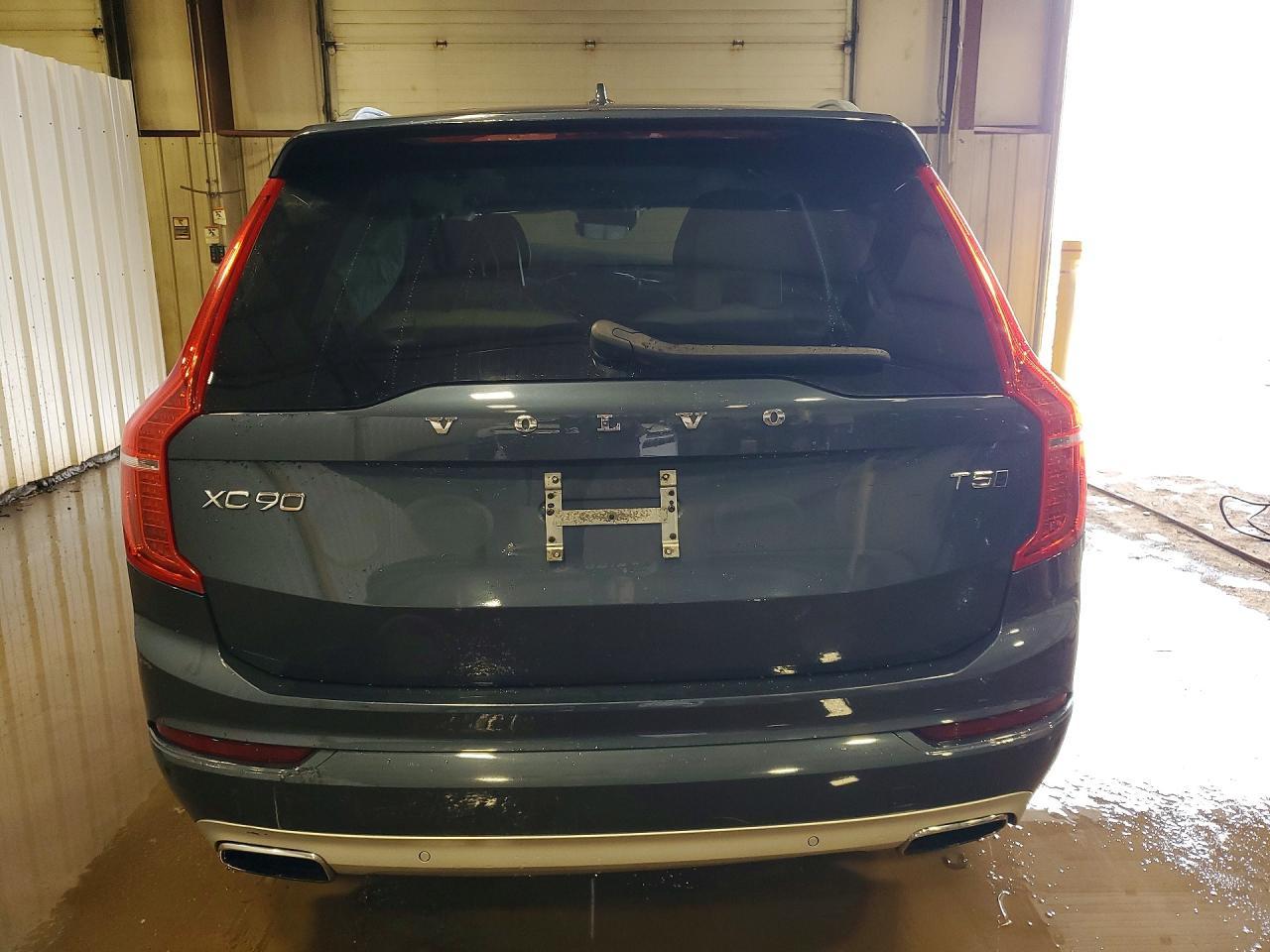 2020 VOLVO XC90