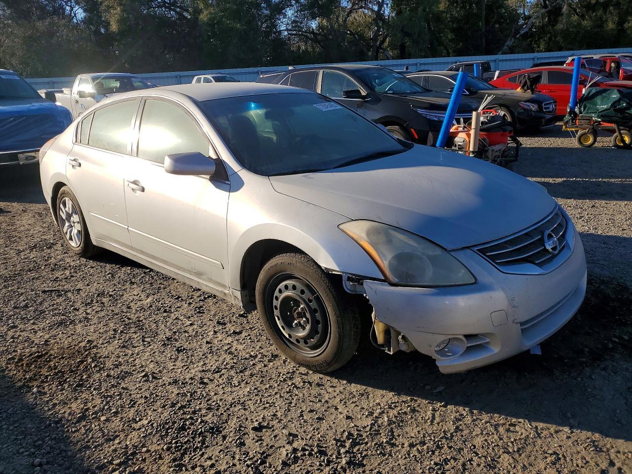 2012 NISSAN ALTIMA