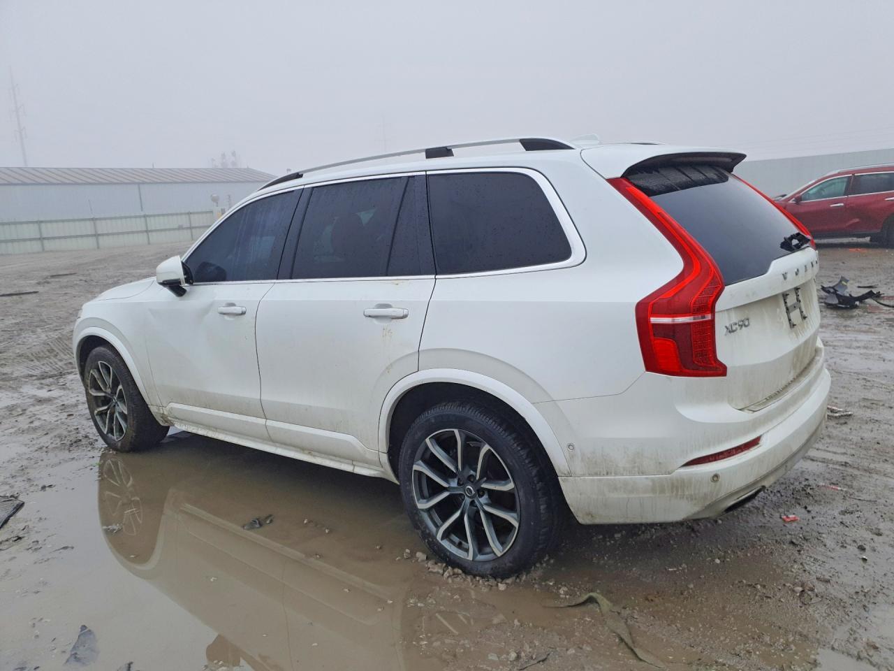 2017 VOLVO XC90