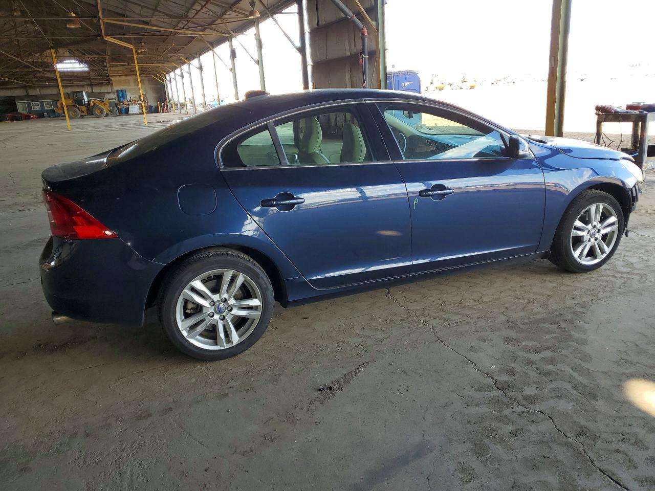 2013 VOLVO S60