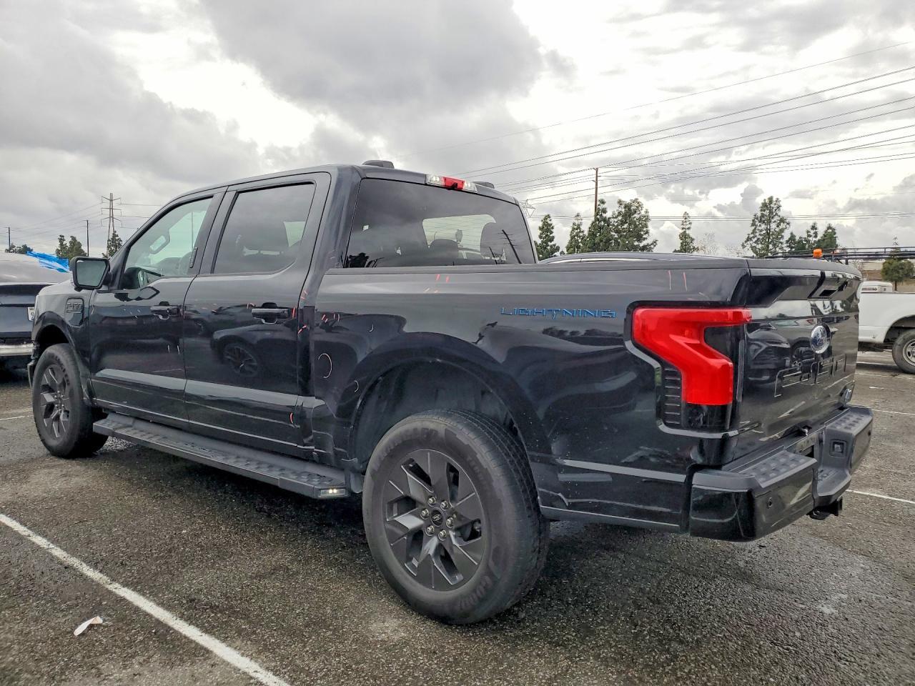 2023 FORD F-150 Lightning