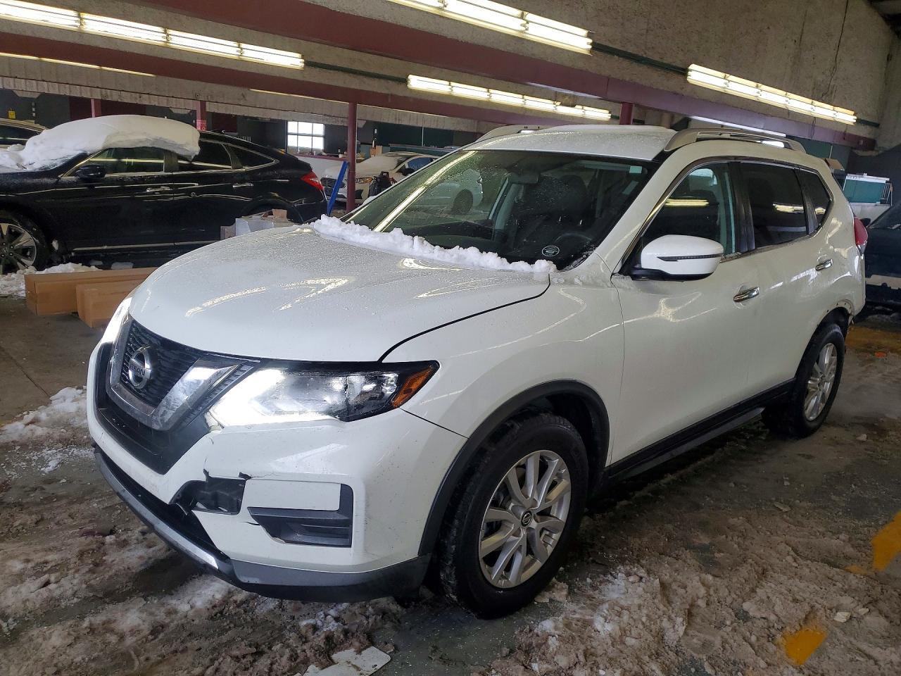 2017 NISSAN ROGUE