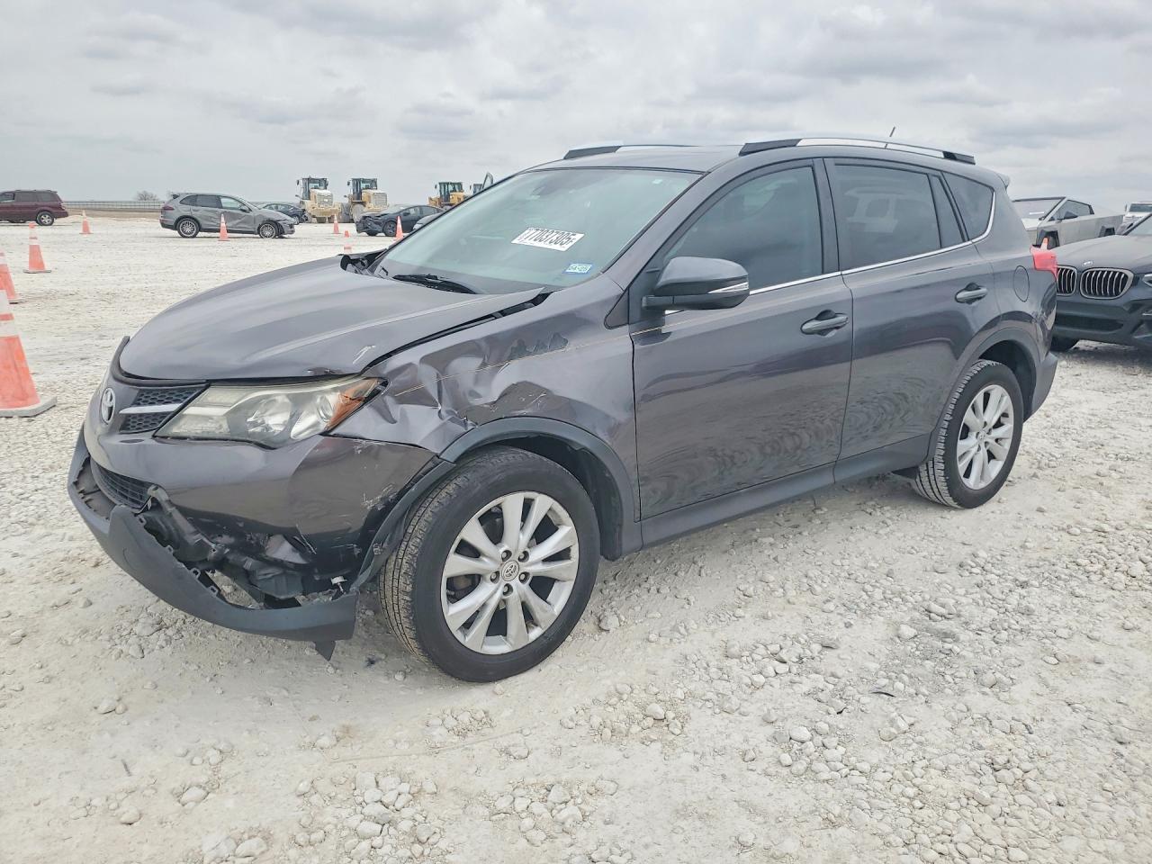 2015 TOYOTA RAV4