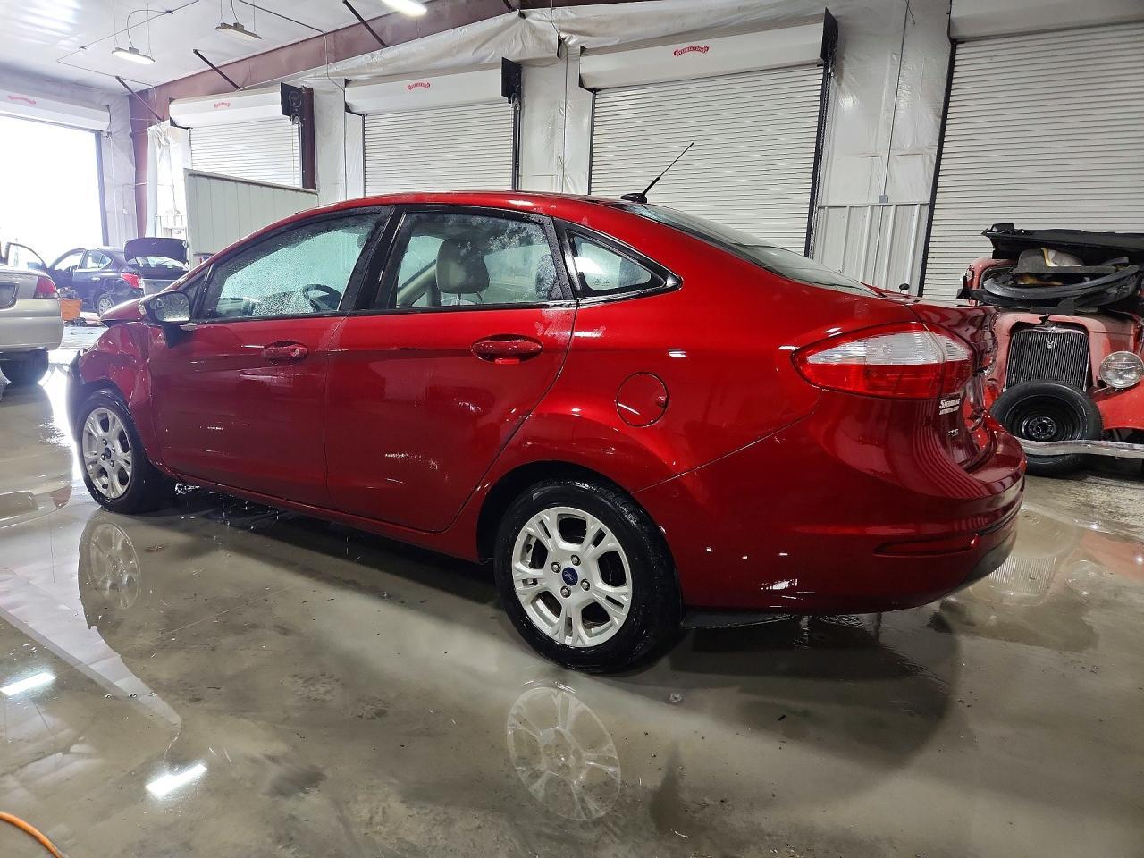 2016 FORD Fiesta