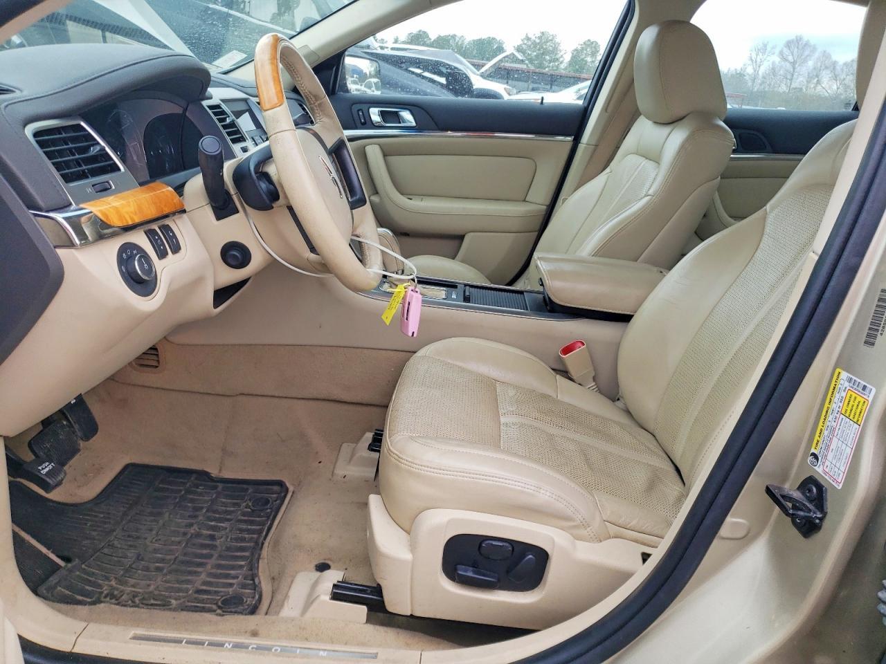 2010 LINCOLN MKS