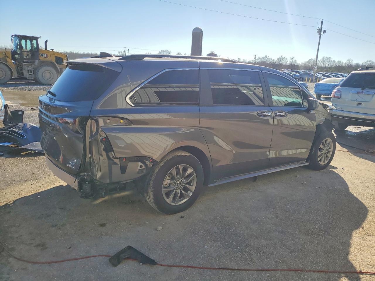 2024 TOYOTA SIENNA