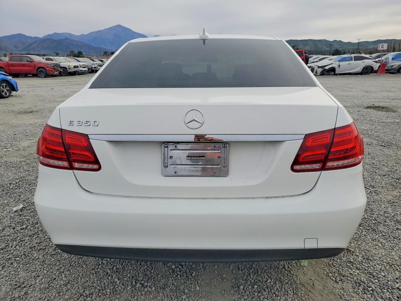 2014 MERCEDES-BENZ E-Class