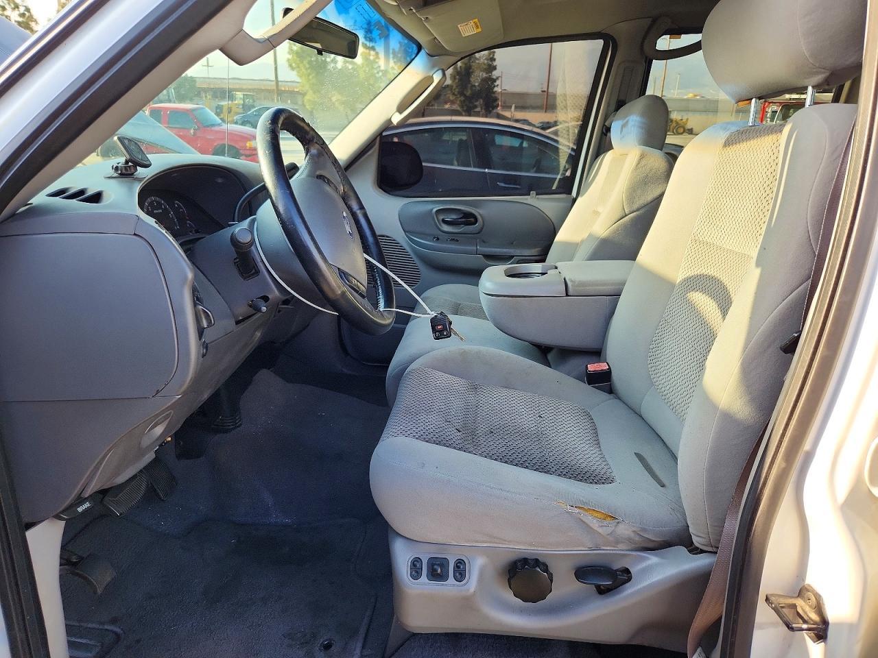 2002 FORD F-150 Lightning